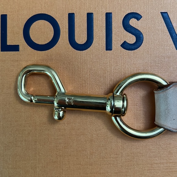 Louis Vuitton Adjustable Strap - Picture 9 of 9